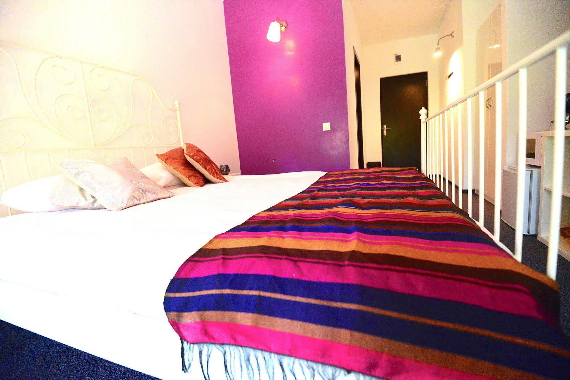 Hotel Biscuit Cluj-Napoca Esterno foto